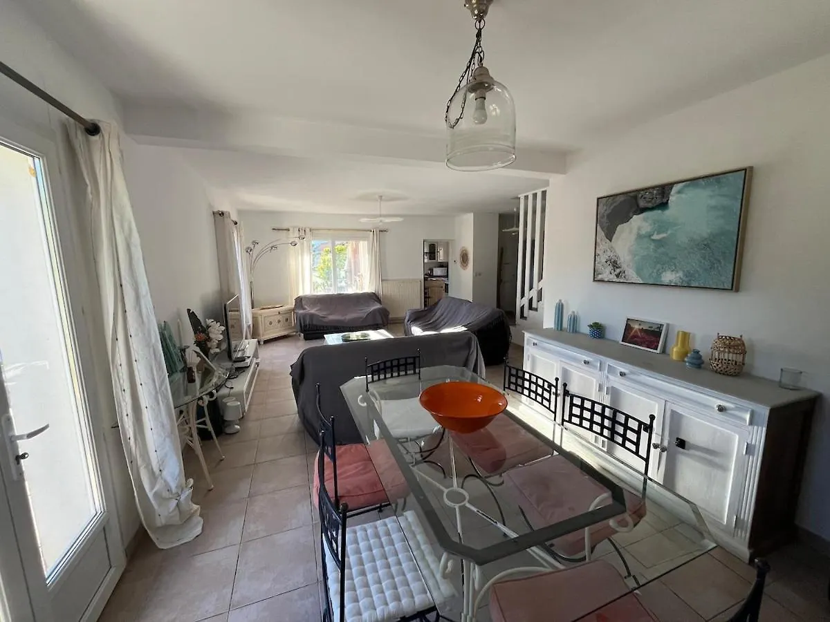Confortable Villa With Pool 4Br 6-8 People Montelimar 0*,